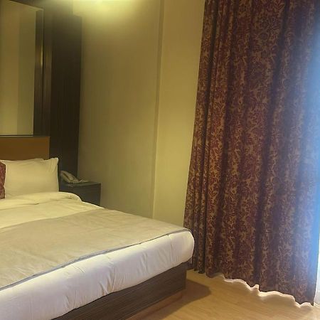 Lahoya Beirut Apartment Екстериор снимка