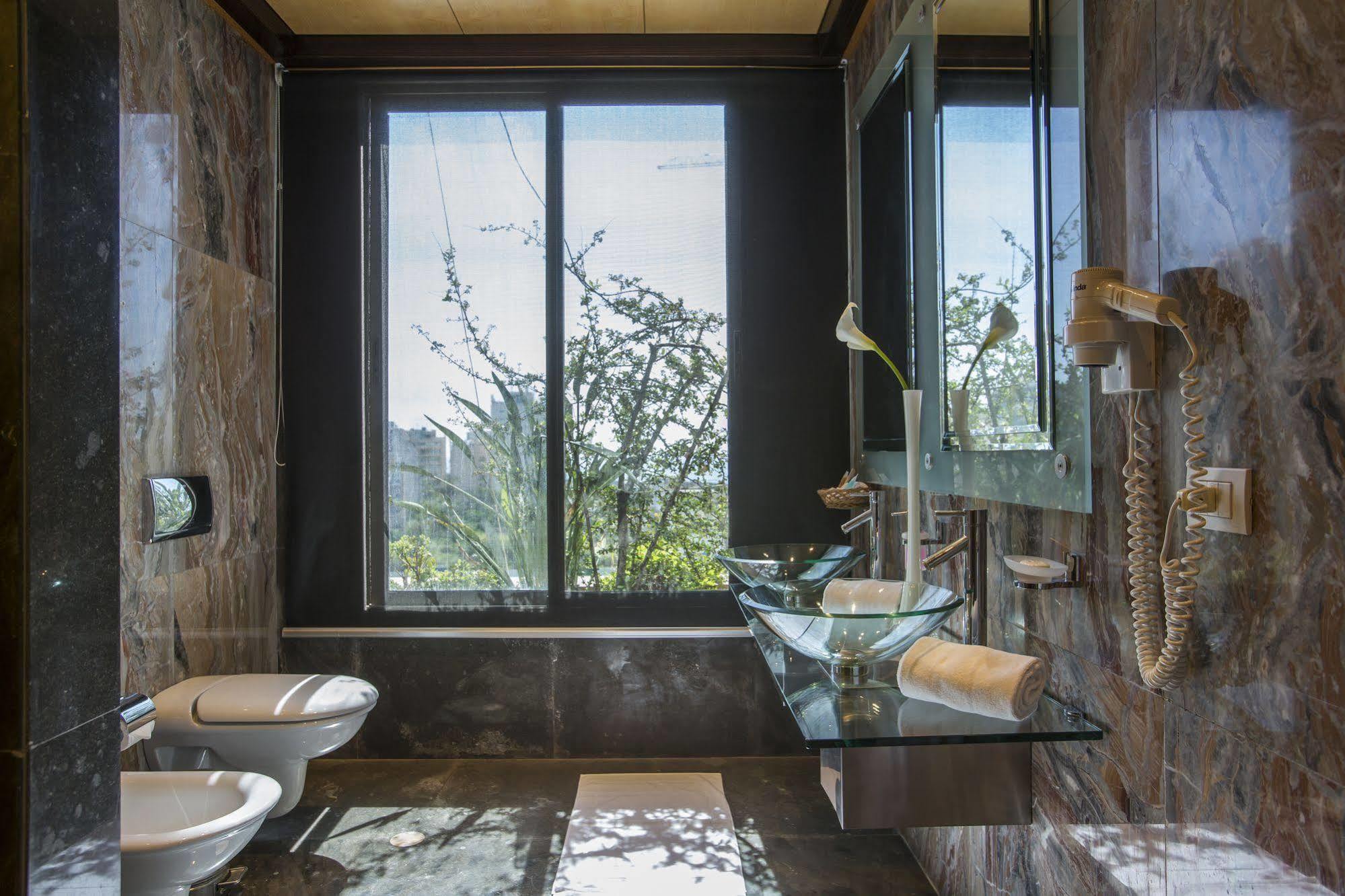 Lahoya Beirut Apartment Екстериор снимка