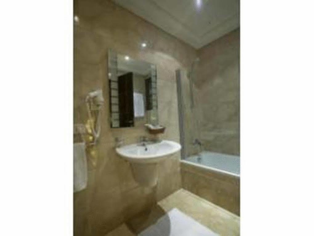 Lahoya Beirut Apartment Екстериор снимка